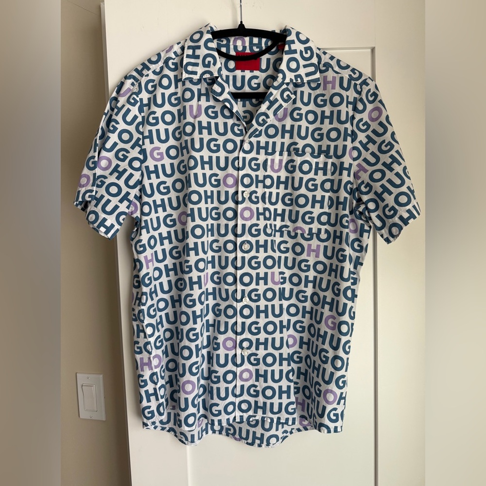 HUGO Men's Blue and Purple Graphic Straight fit Button down Shirt M Logo print